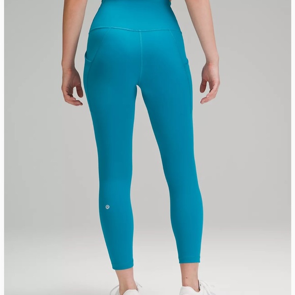 Wunder train High-rise tight 25” with pockets - Picture 2 of 3